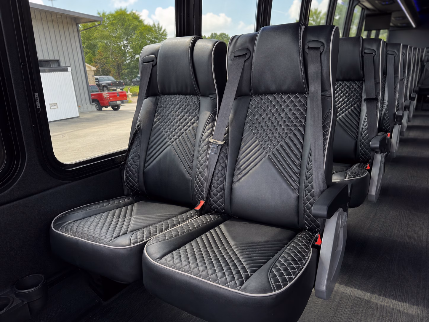 how the type of bus changes the price in o fallon missouri
